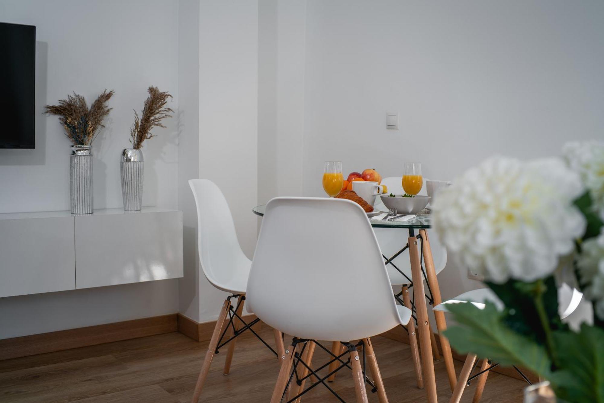 Gravina Corner House Apartment เซบีญา ภายนอก รูปภาพ