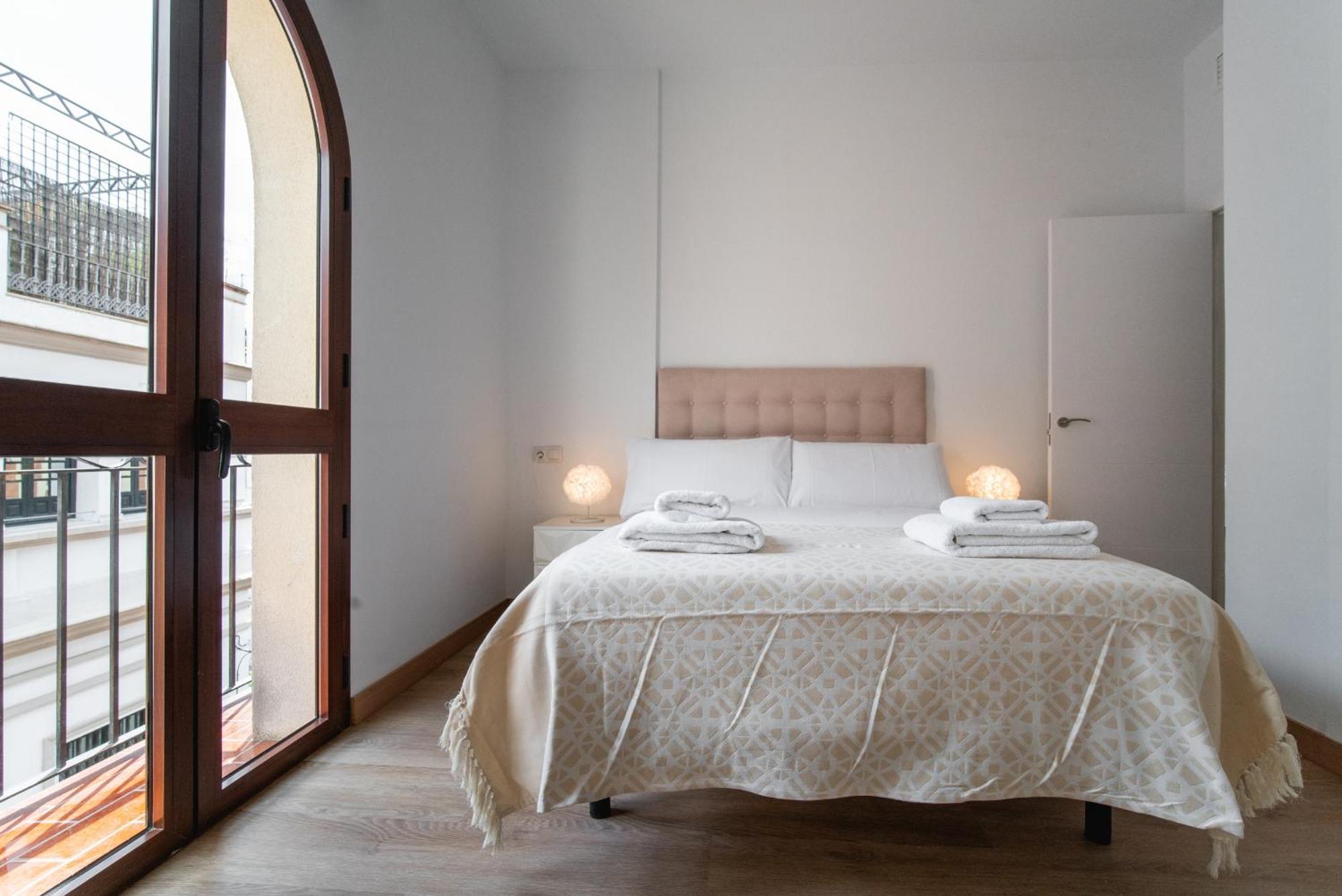 Gravina Corner House Apartment เซบีญา ภายนอก รูปภาพ
