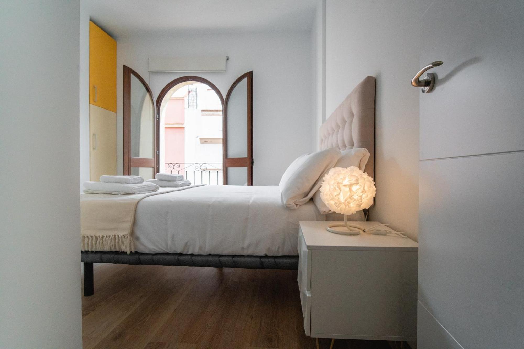 Gravina Corner House Apartment เซบีญา ภายนอก รูปภาพ